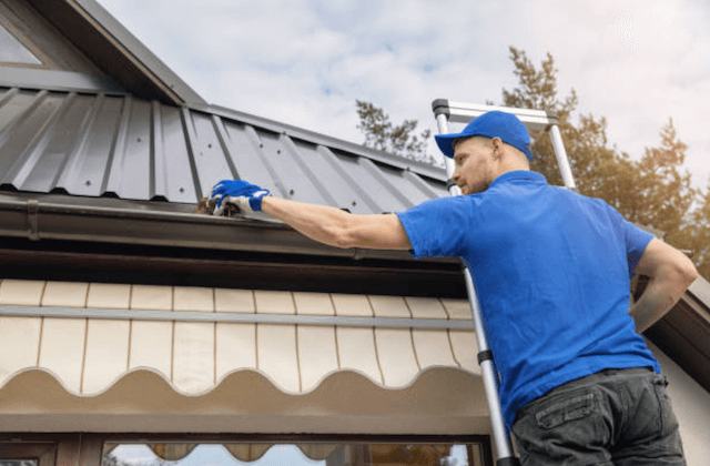 gutter cleaning in grand rapids